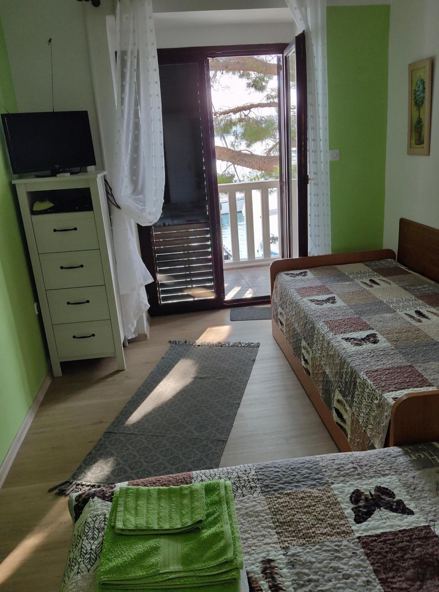 Apartmani Dea Jadranovo Kültér fotó